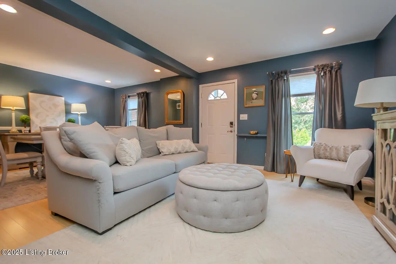 Photo of Listing #1694380