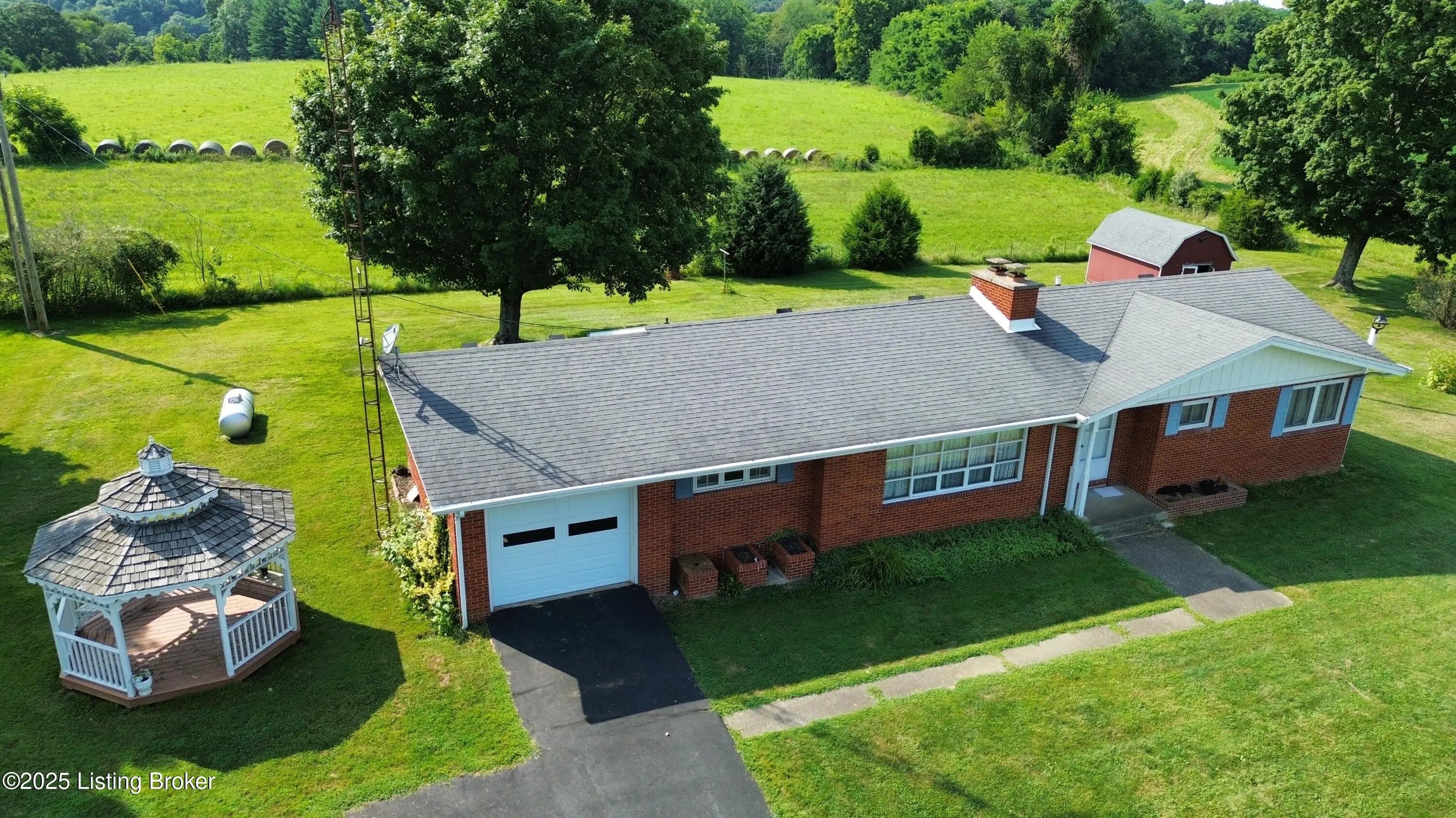 Photo of Listing #1694024