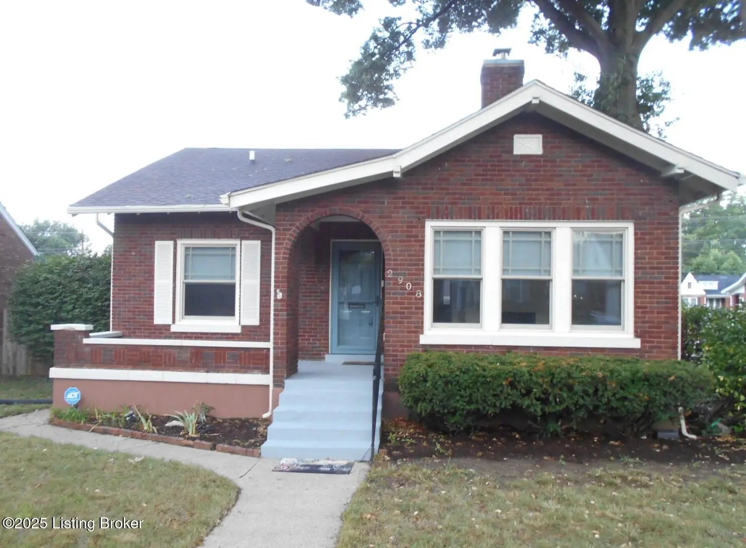 Photo of Listing #1694427