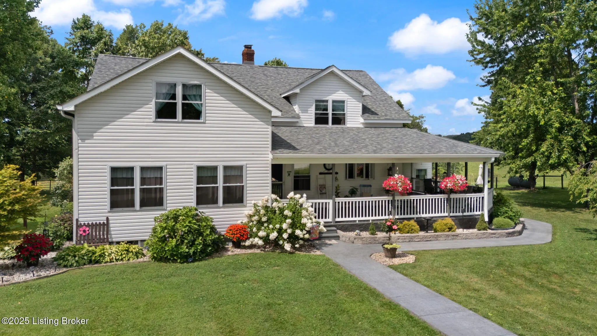 Photo of Listing #1694230