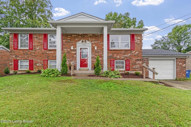 12404 Crosswinds Dr, Louisville