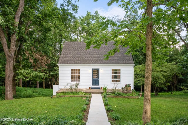 2102 Goshen Ln, Goshen