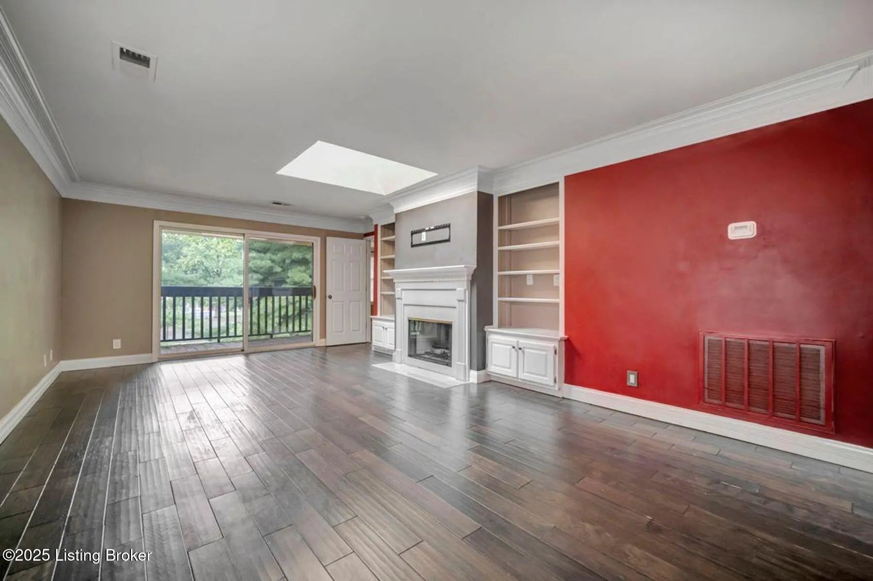 Photo of Listing #1699299