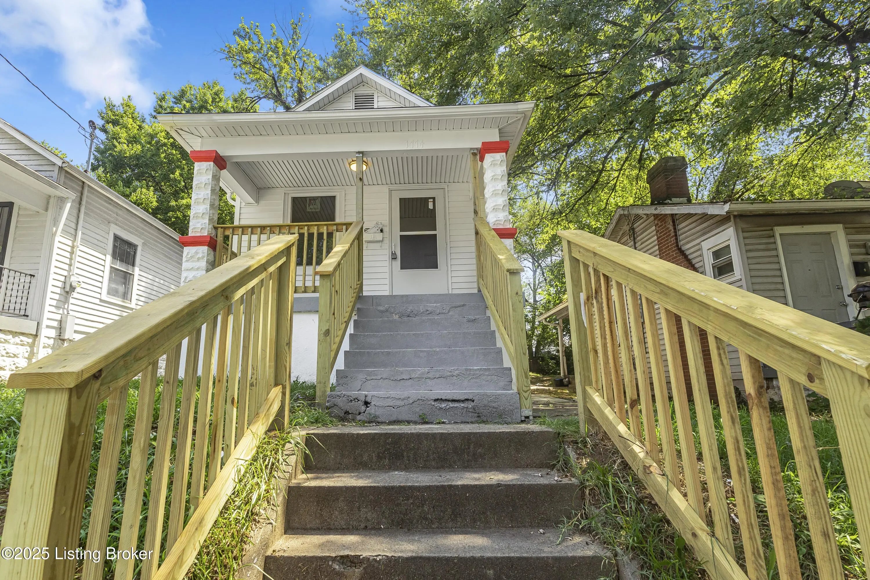 Photo of Listing #1694569