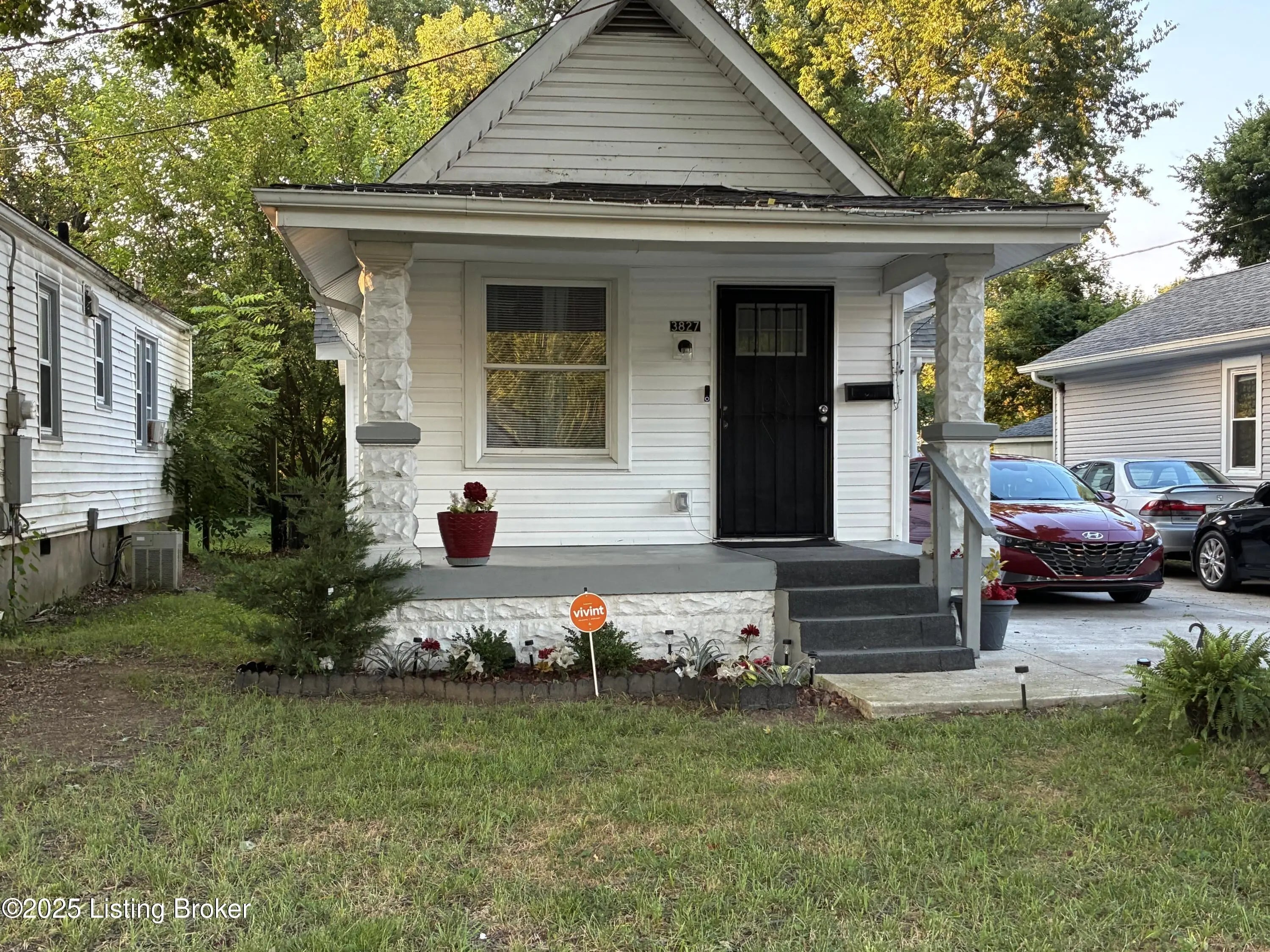 Photo of Listing #1694682