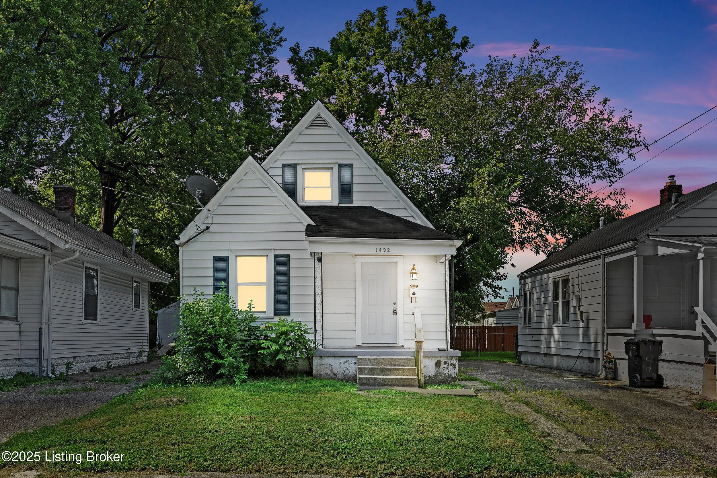 Photo of Listing #1694635