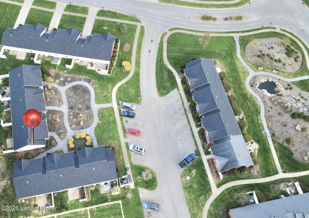 120 Woodlake Ct, Mt Washington