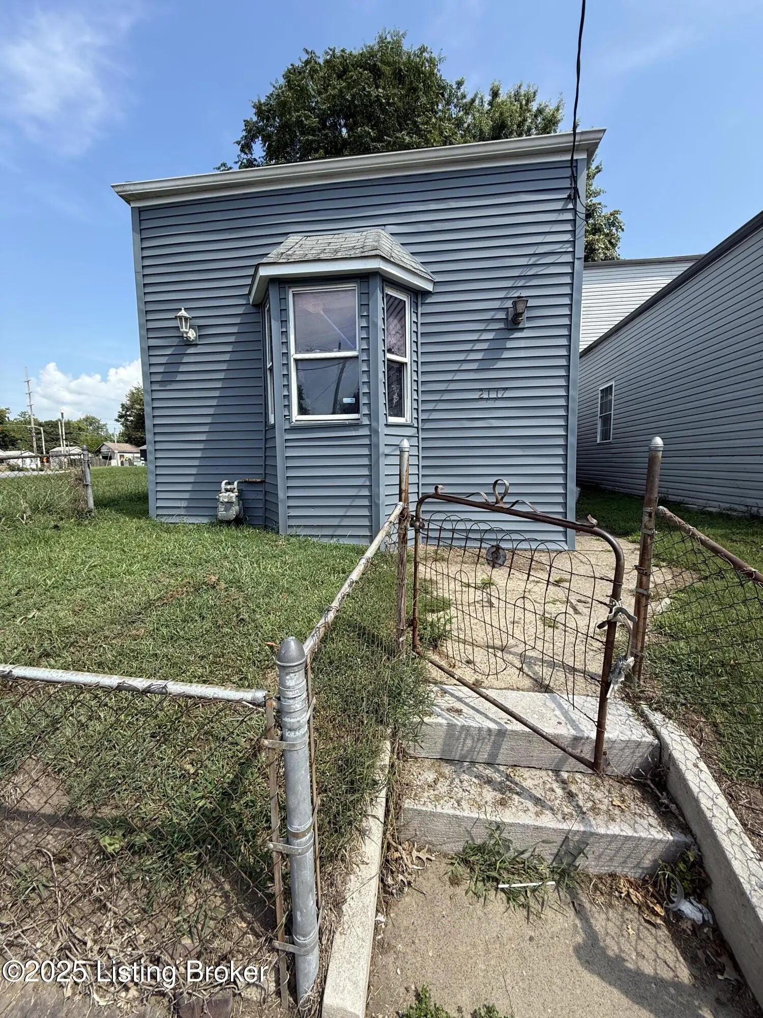 Photo of Listing #1694912