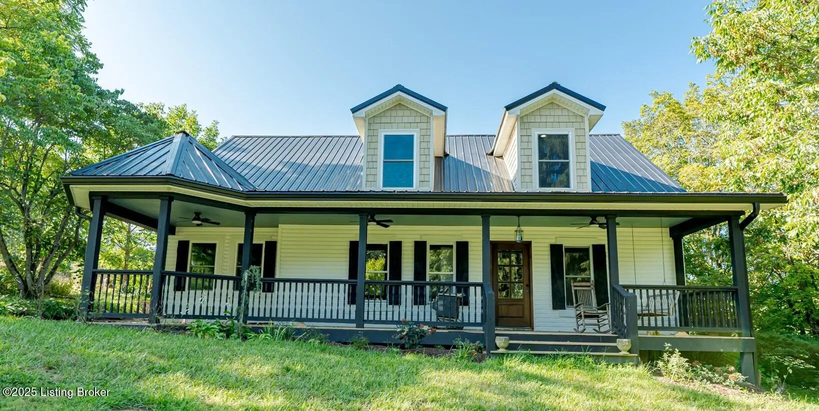 Photo of Listing #1695238