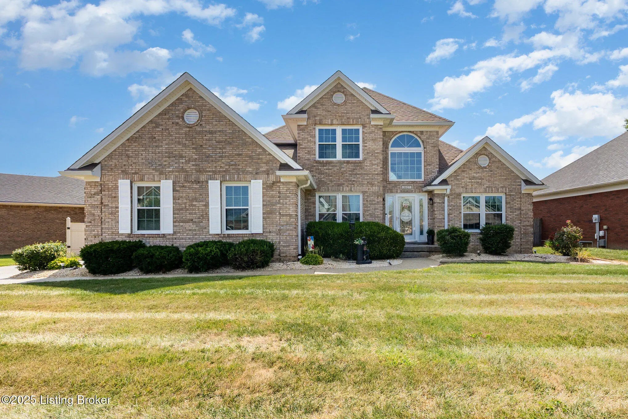 Photo of Listing #1695435