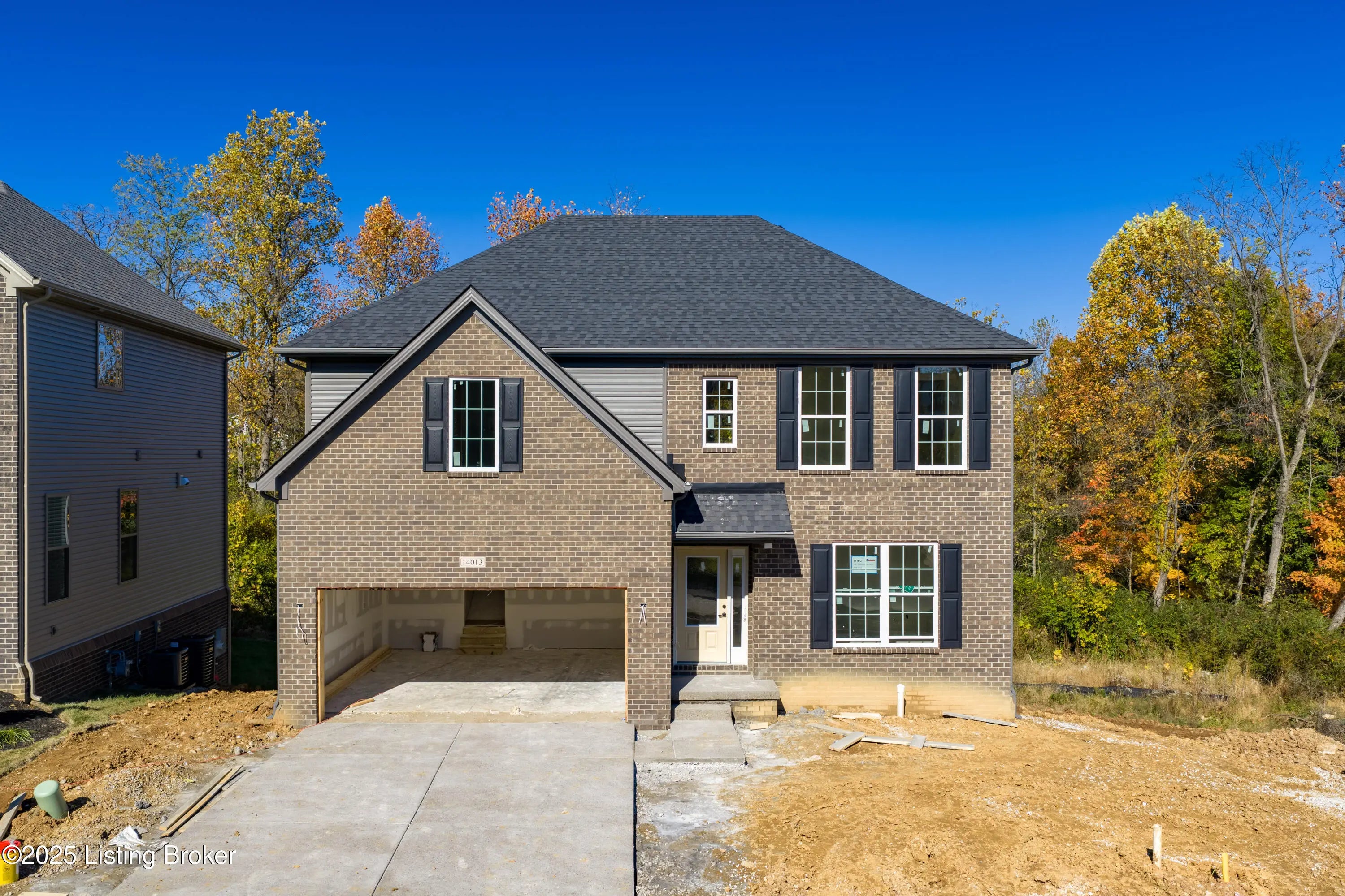 Photo of Listing #1695302