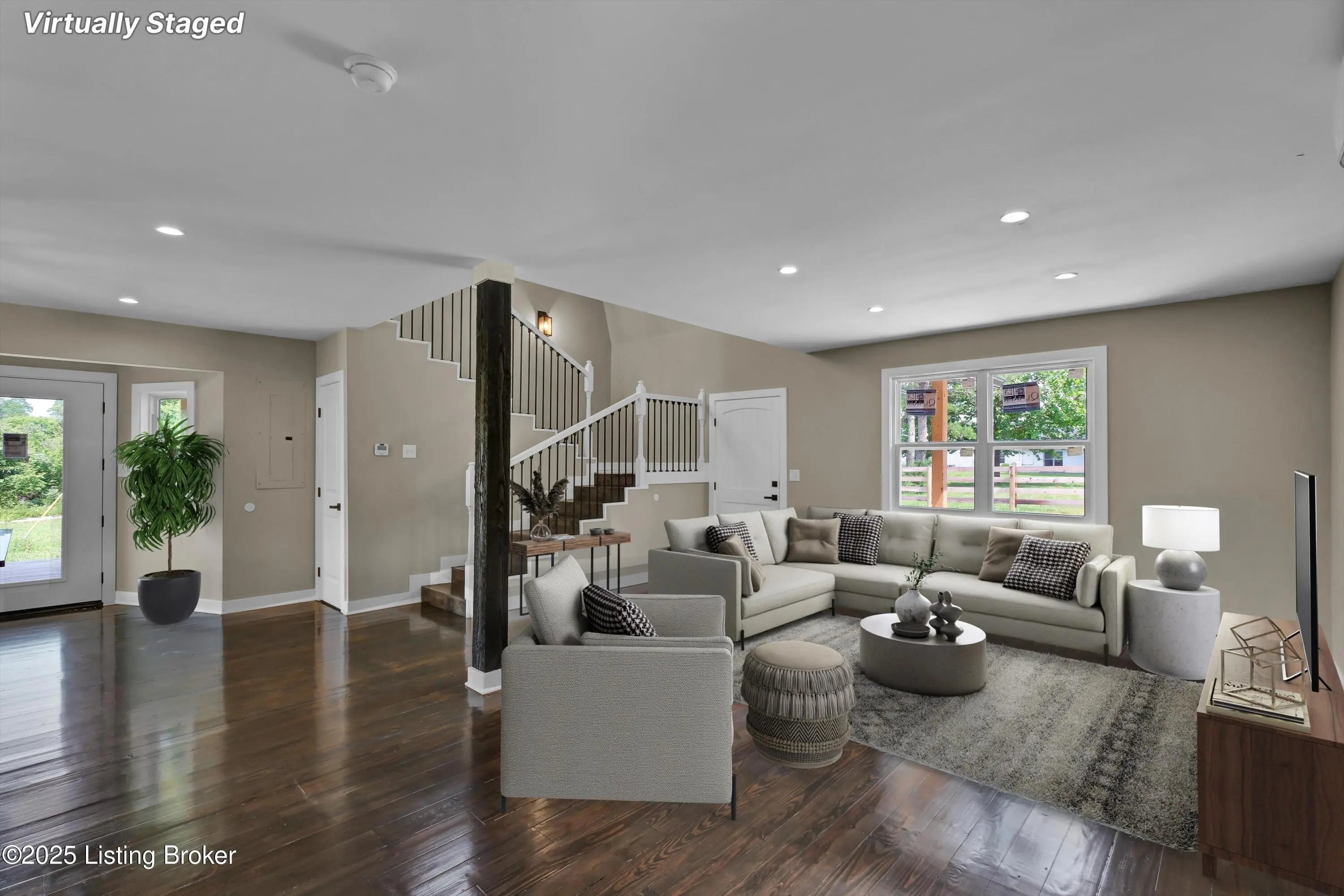 Photo of Listing #1695602