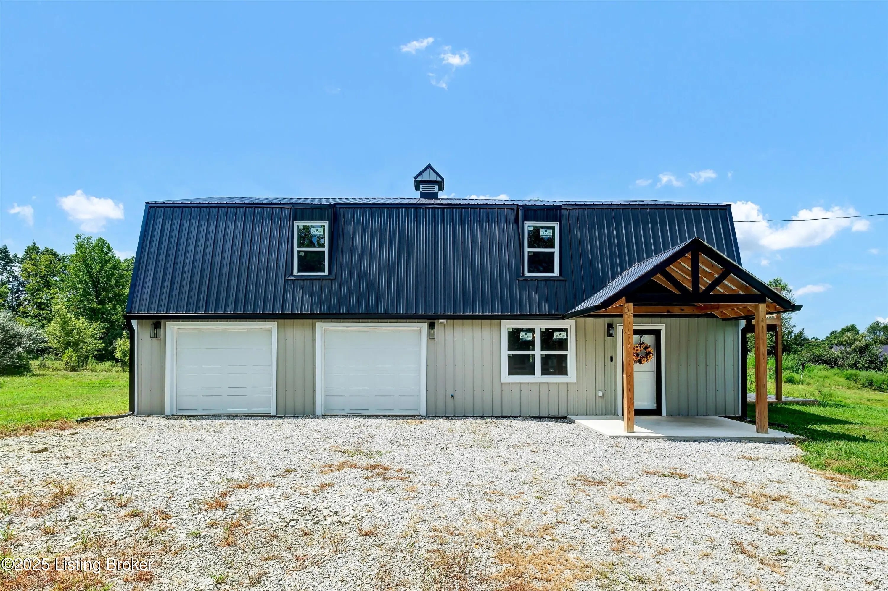 Photo of Listing #1695602