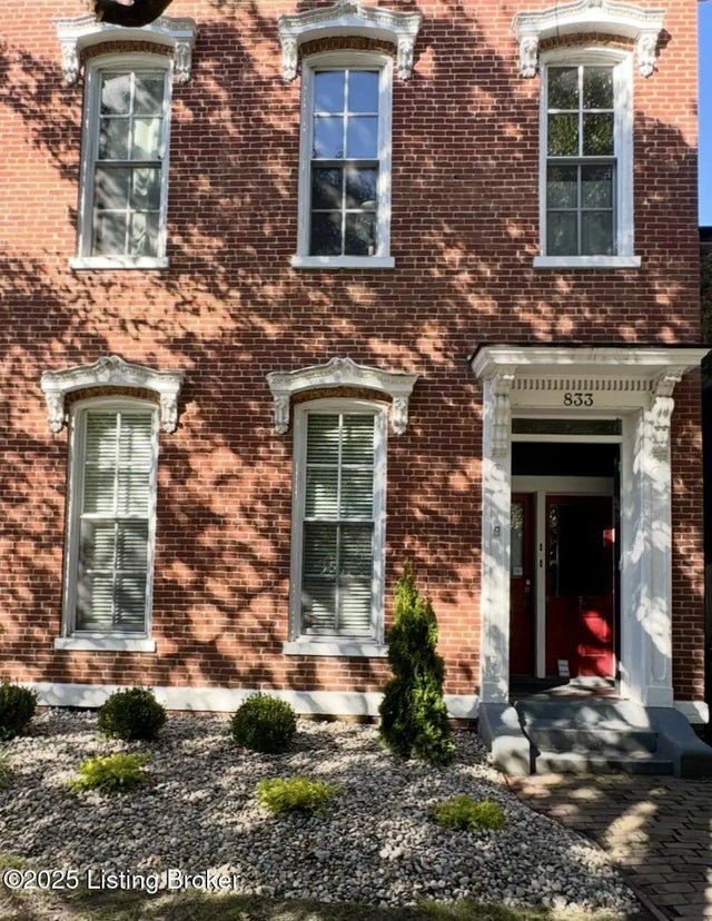 833 E Washington St # 1b, Louisville