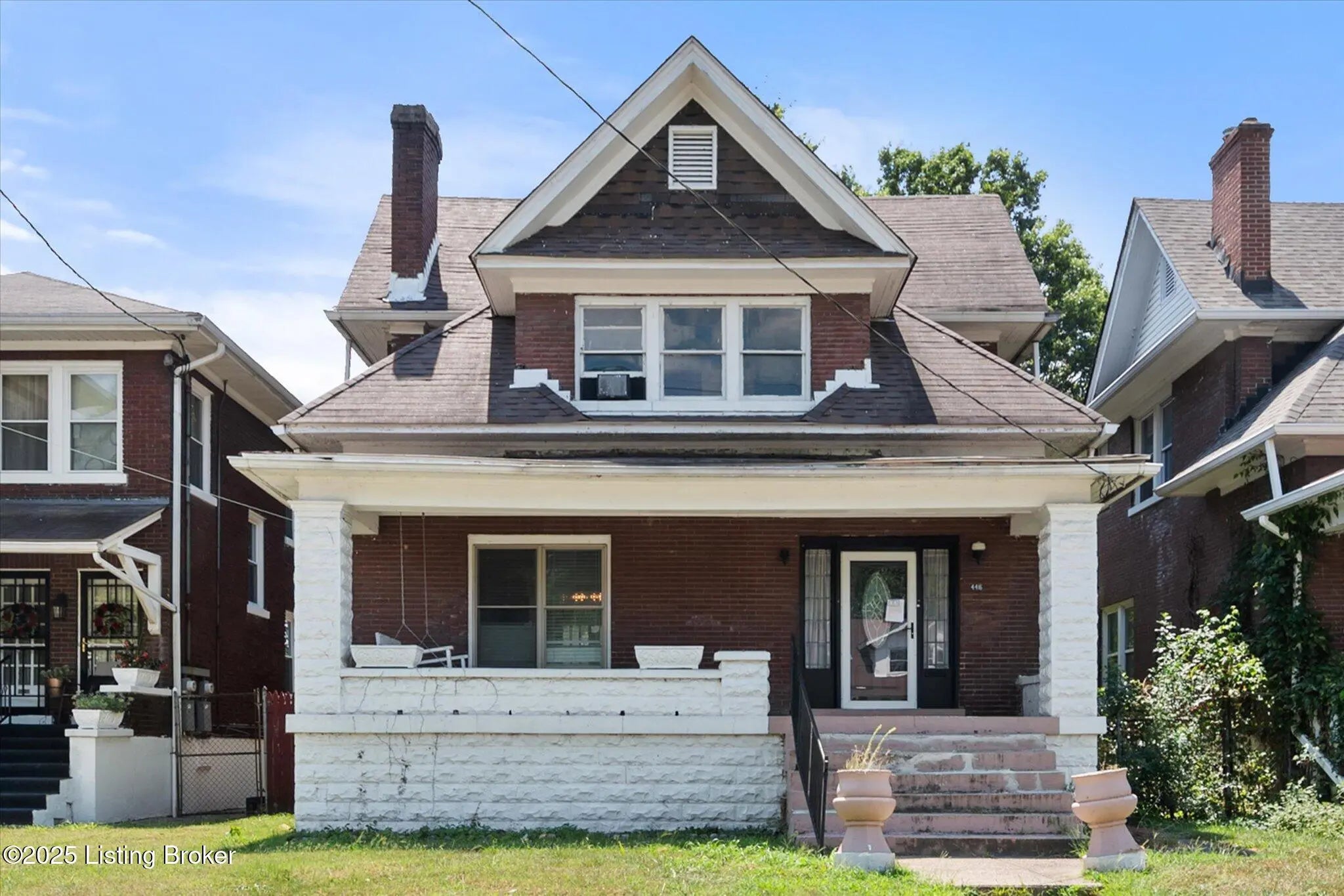 Photo of Listing #1695993