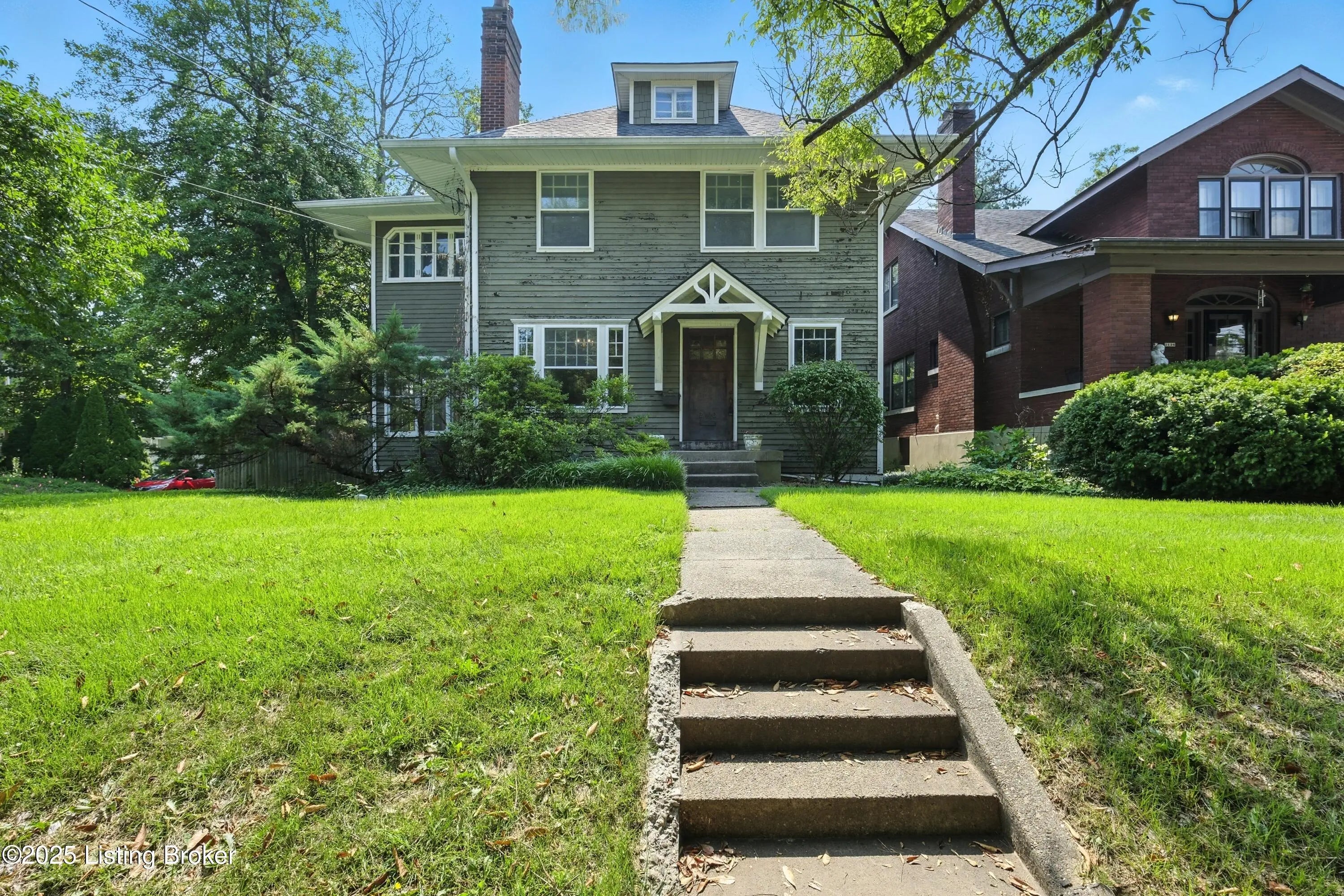 Photo of Listing #1695711