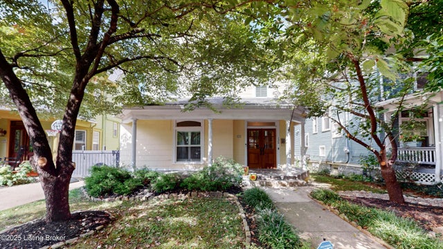 128 Waverly Ct, Louisville