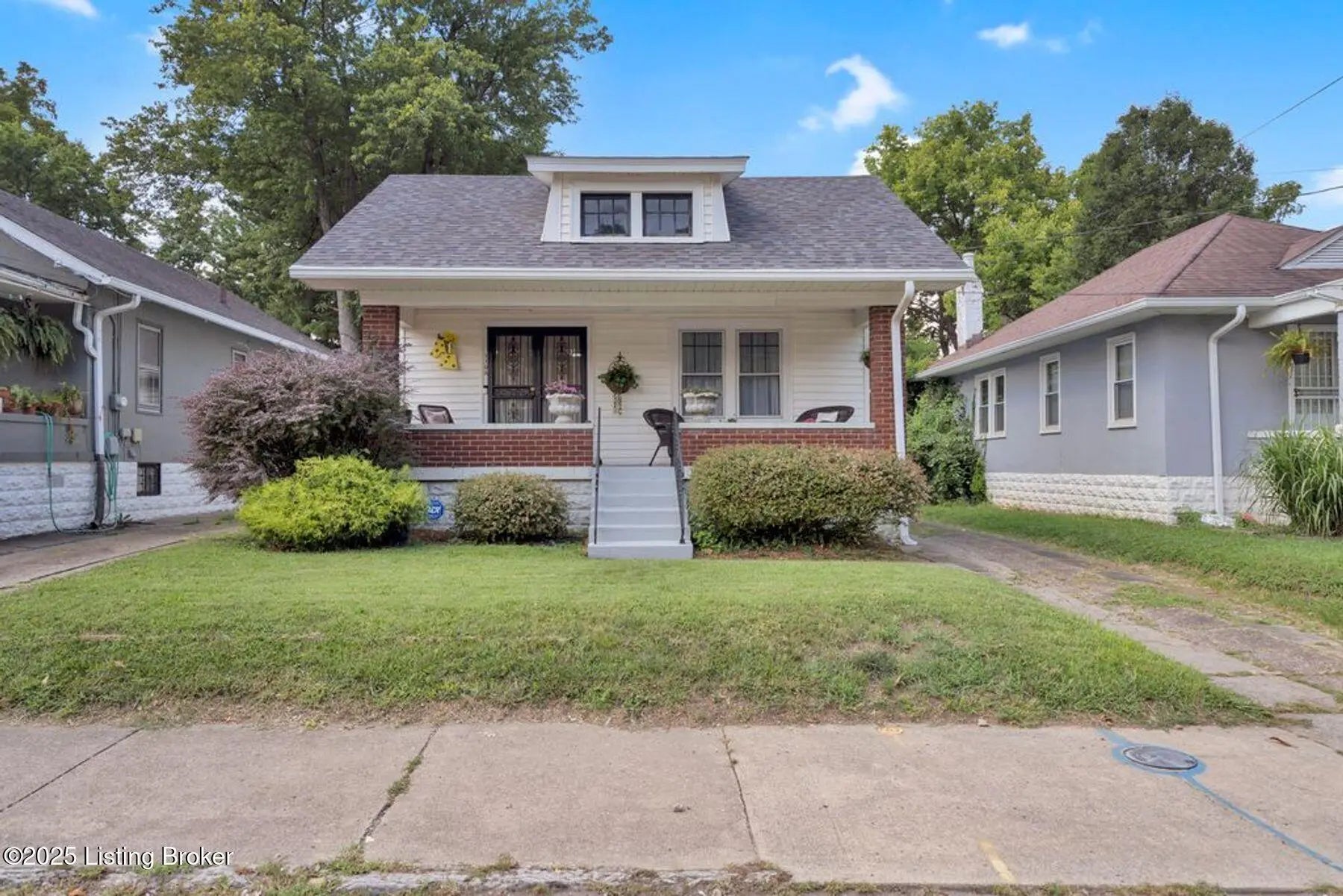 Photo of Listing #1695971