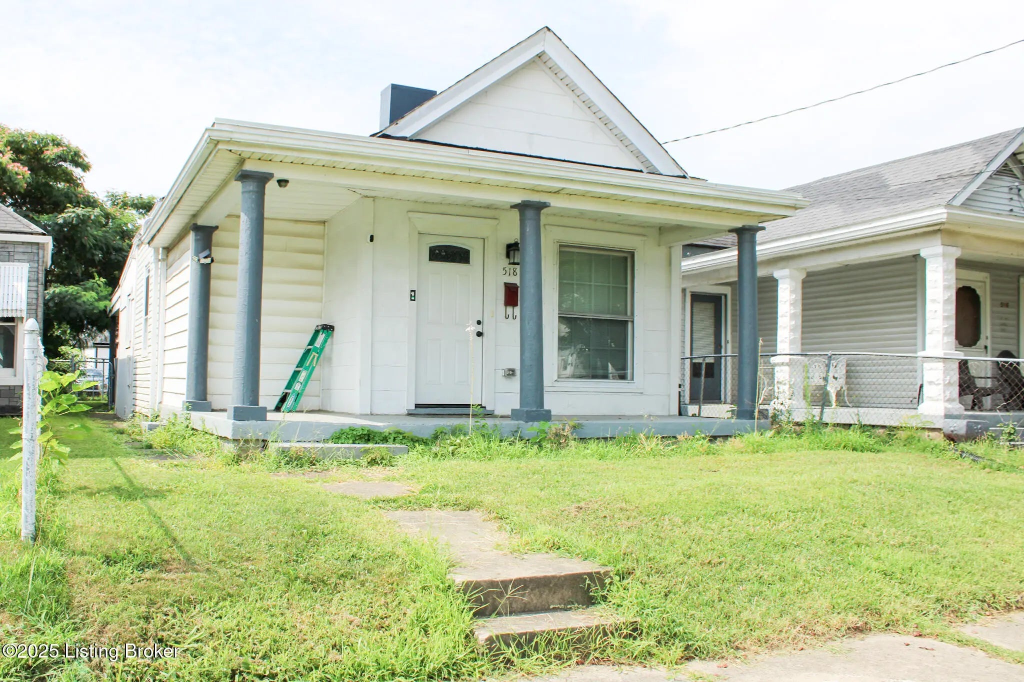 Photo of Listing #1696427