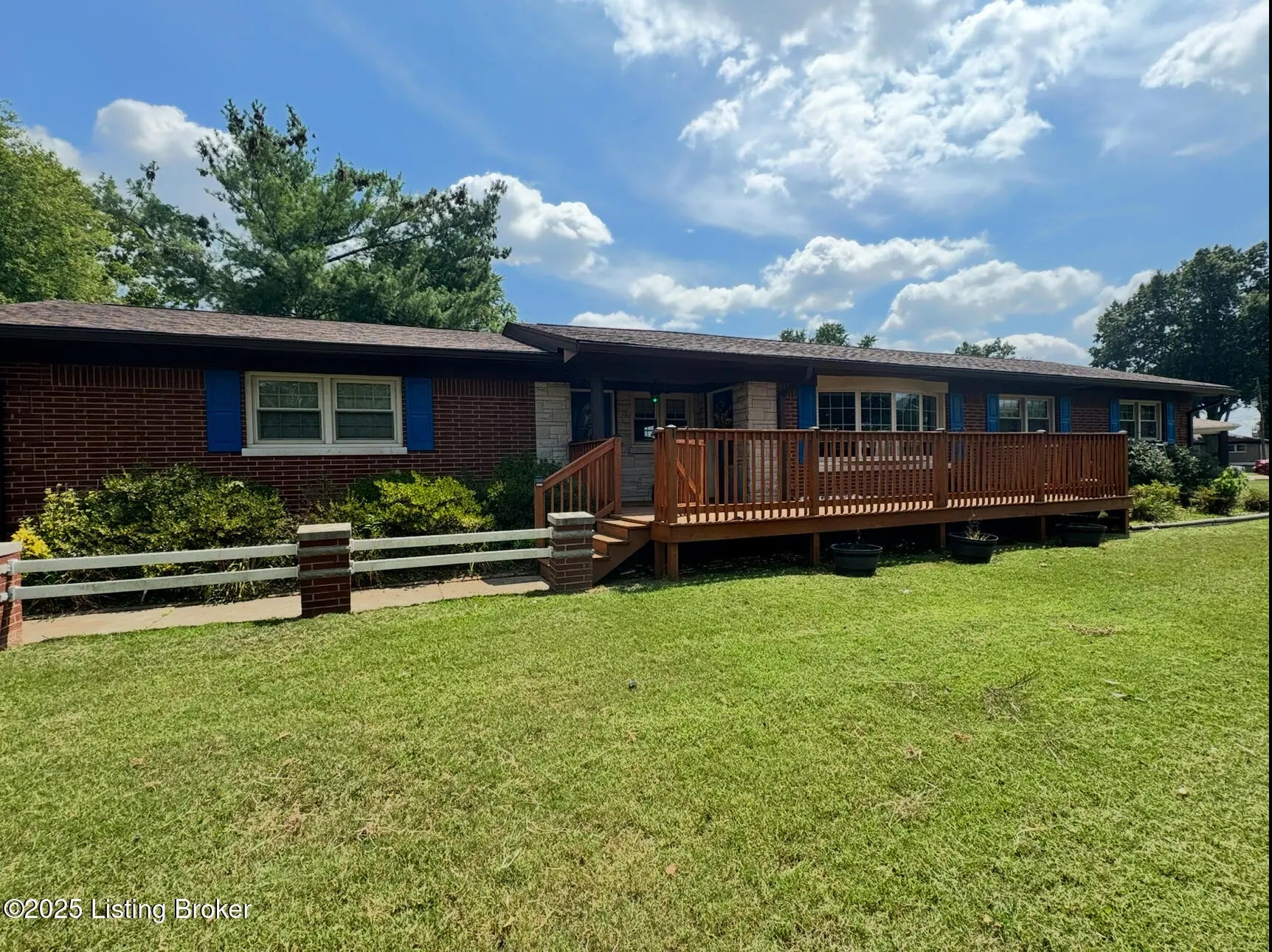 Photo of Listing #1695969