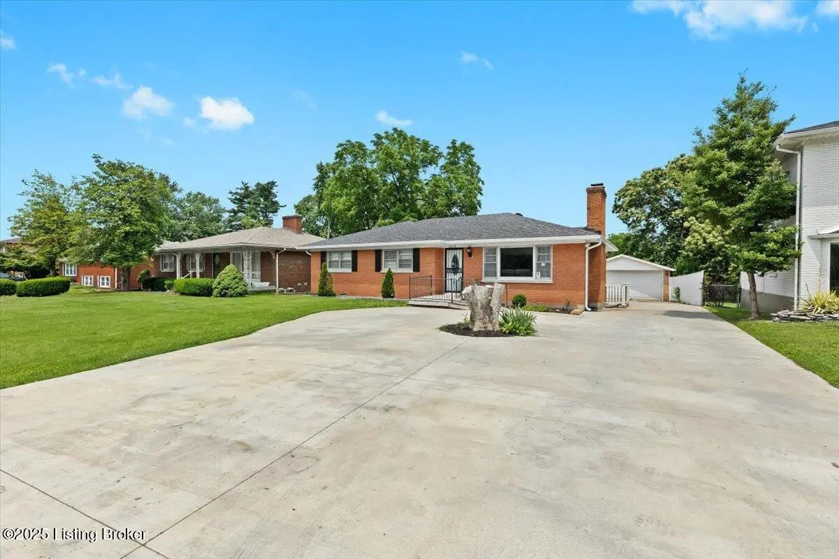 Photo of Listing #1695952