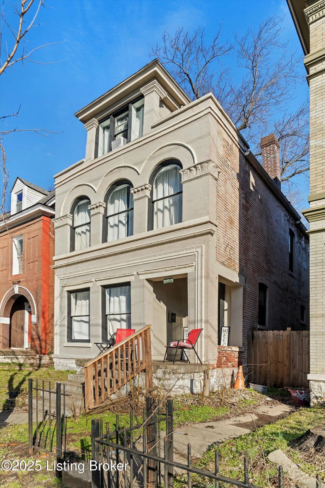 Photo of Listing #1696068