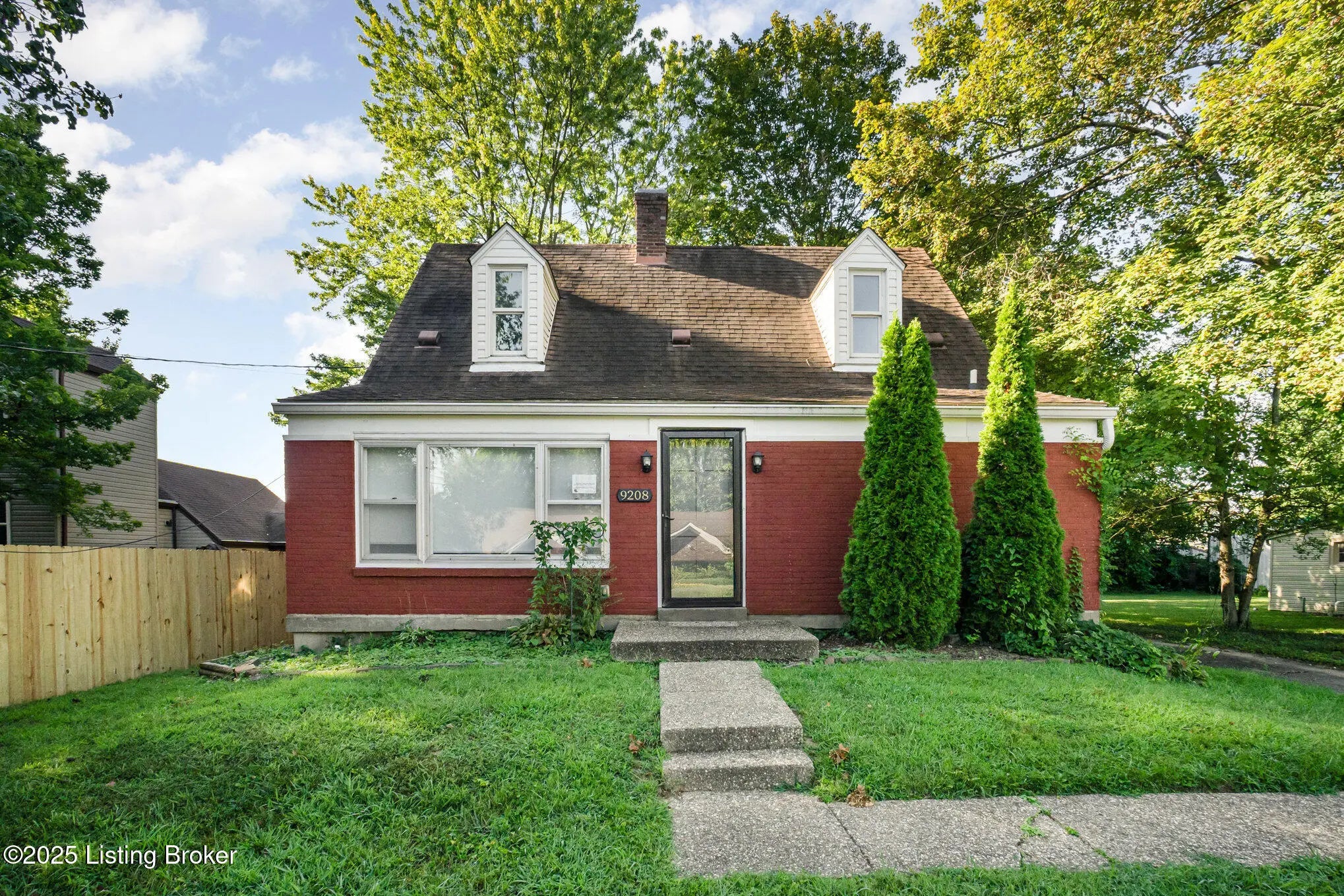 Photo of Listing #1696243