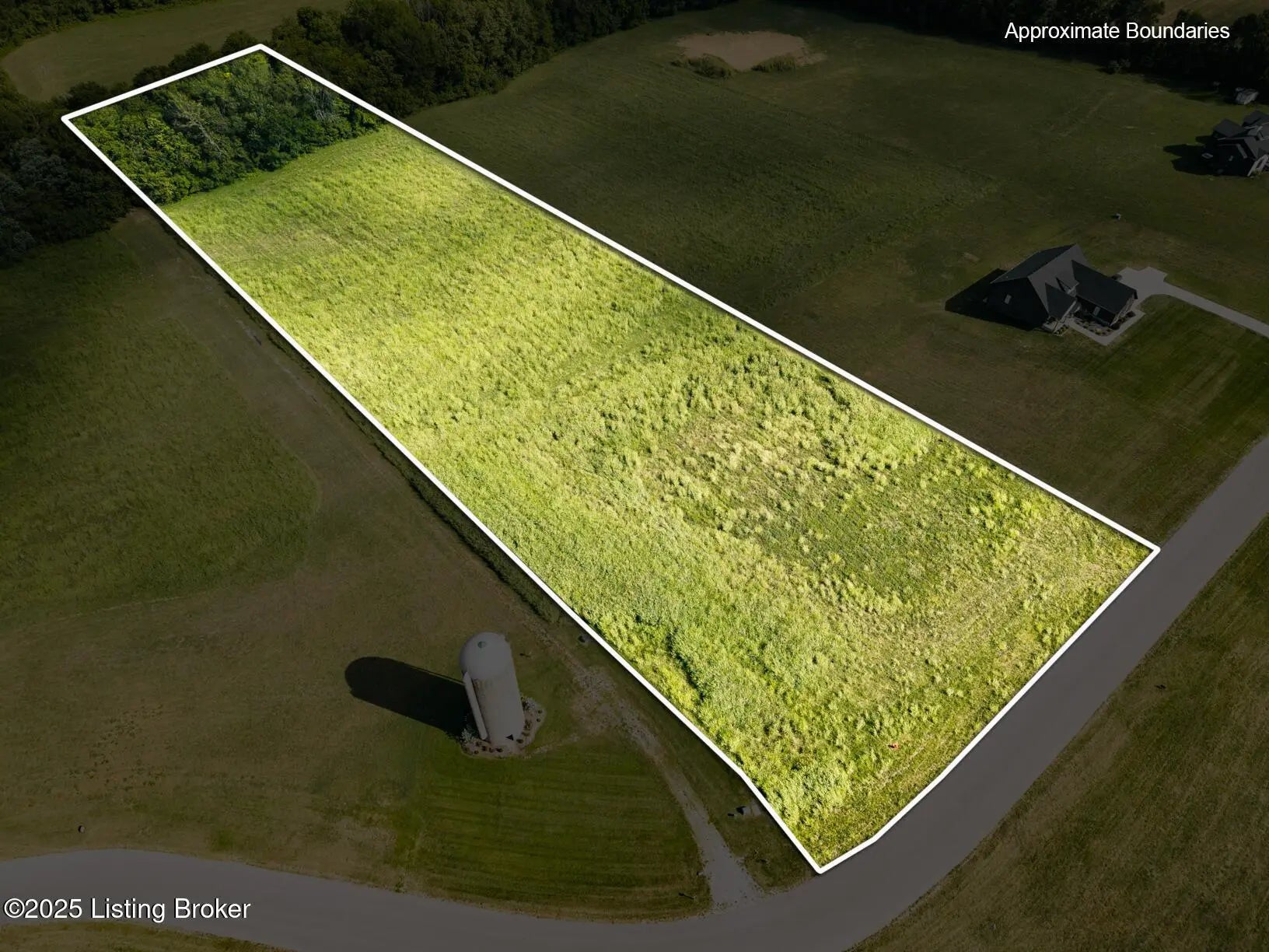 Photo of Listing #1696299