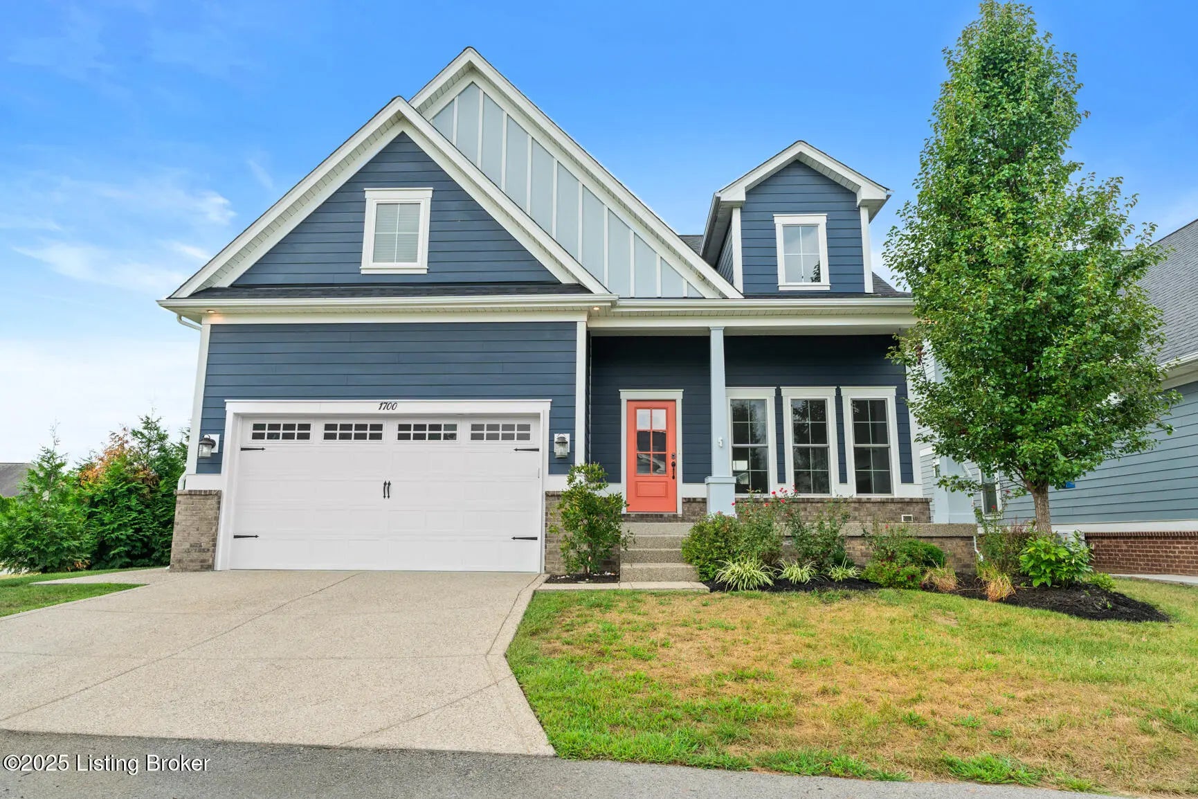 Photo of Listing #1696782