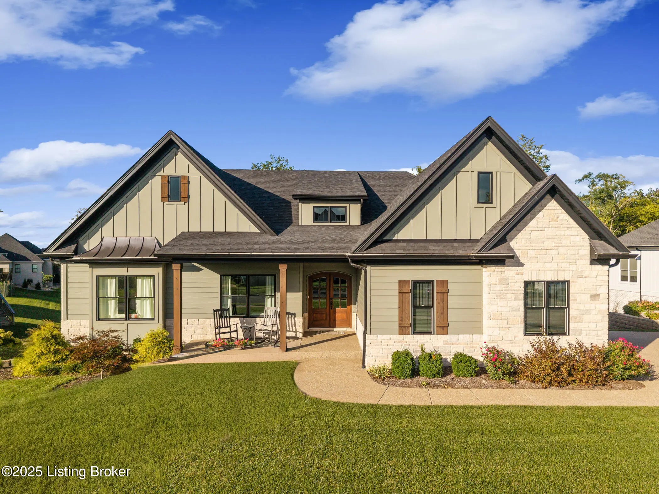 Photo of Listing #1696491