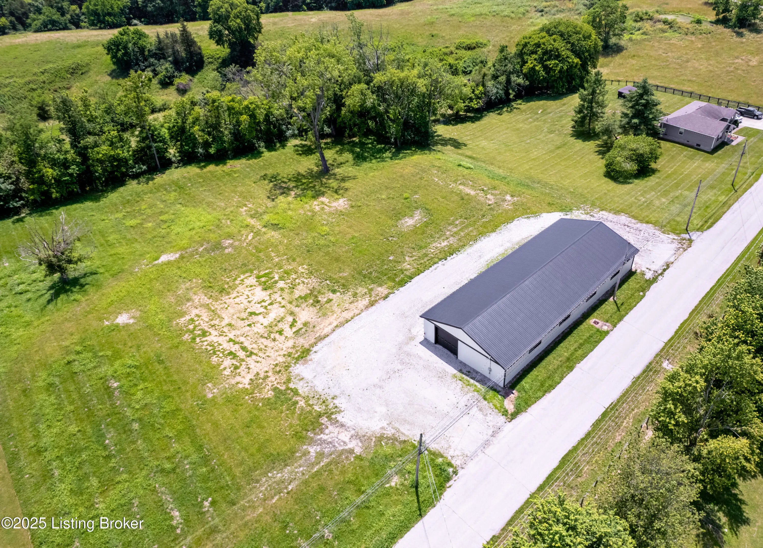 Photo of Listing #1696583