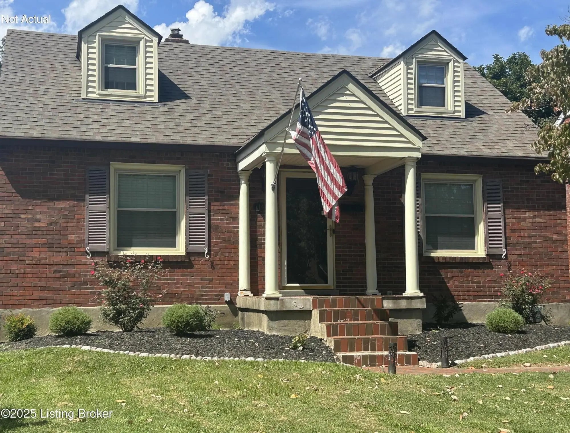 Photo of Listing #1696772