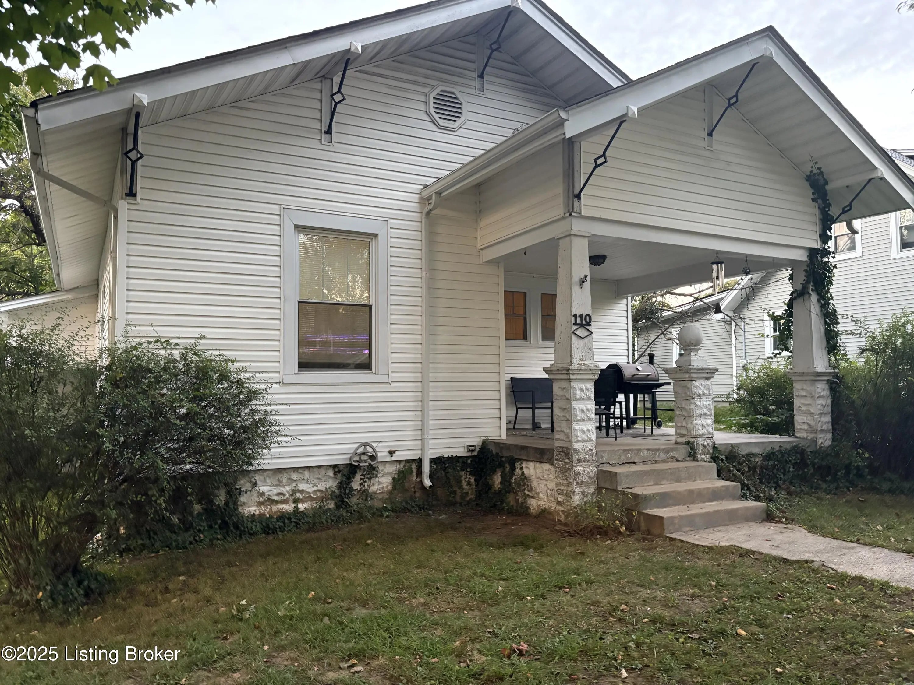 Photo of Listing #1696686