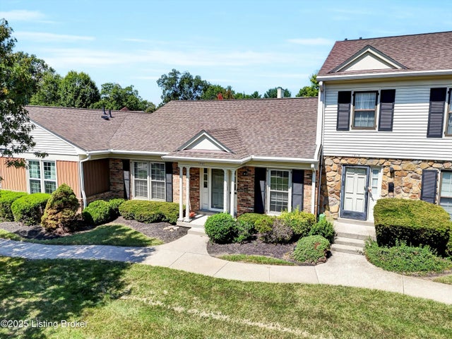 1921 Manor House Dr, Louisville