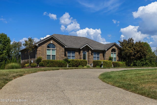 650 Foxmoore Dr, Taylorsville