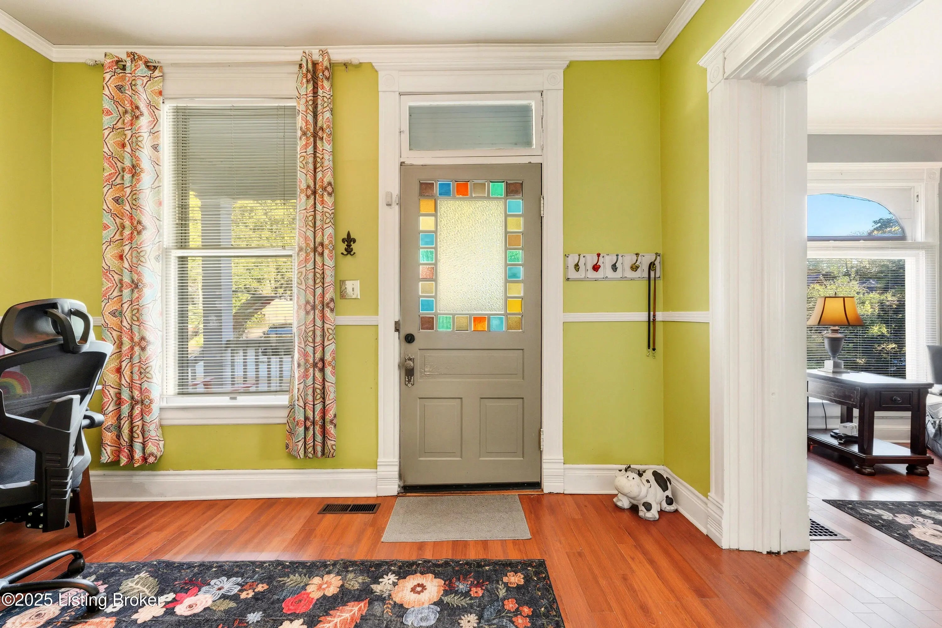 Photo of Listing #1700544