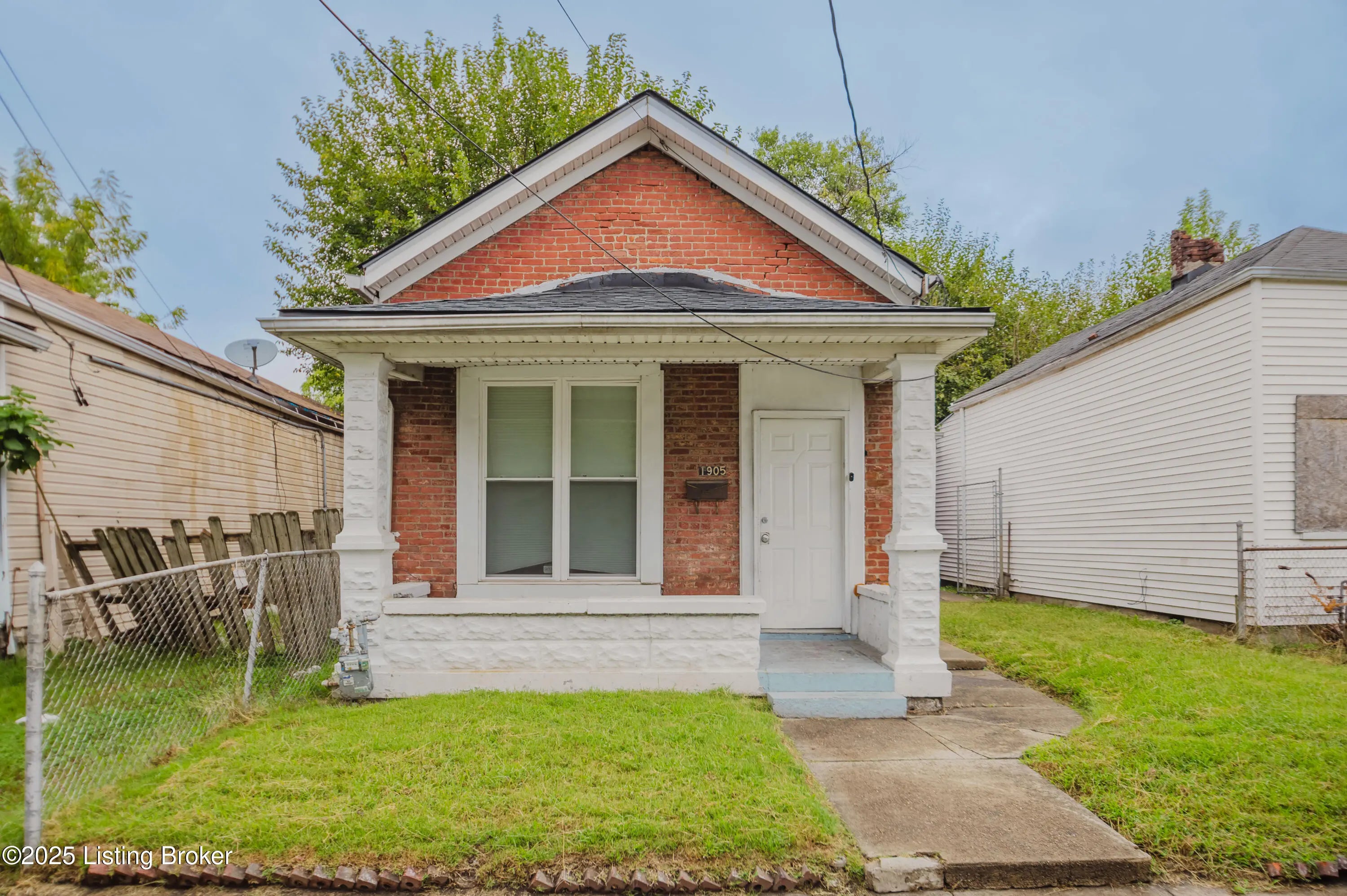 Photo of Listing #1700057