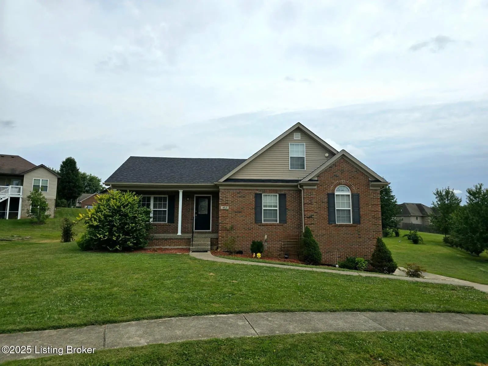 Photo of Listing #1697034