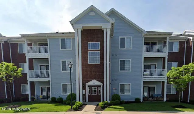 12202 Redspire Dr 304, Louisville