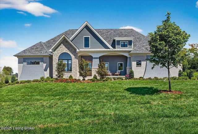 7203 Sunset Ln, Crestwood