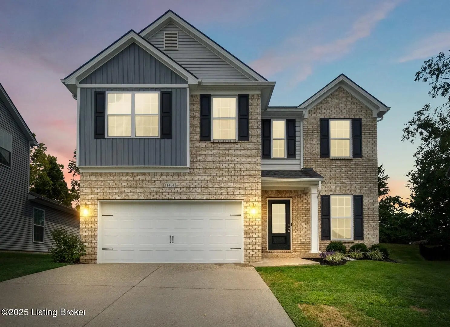 Photo of Listing #1697312