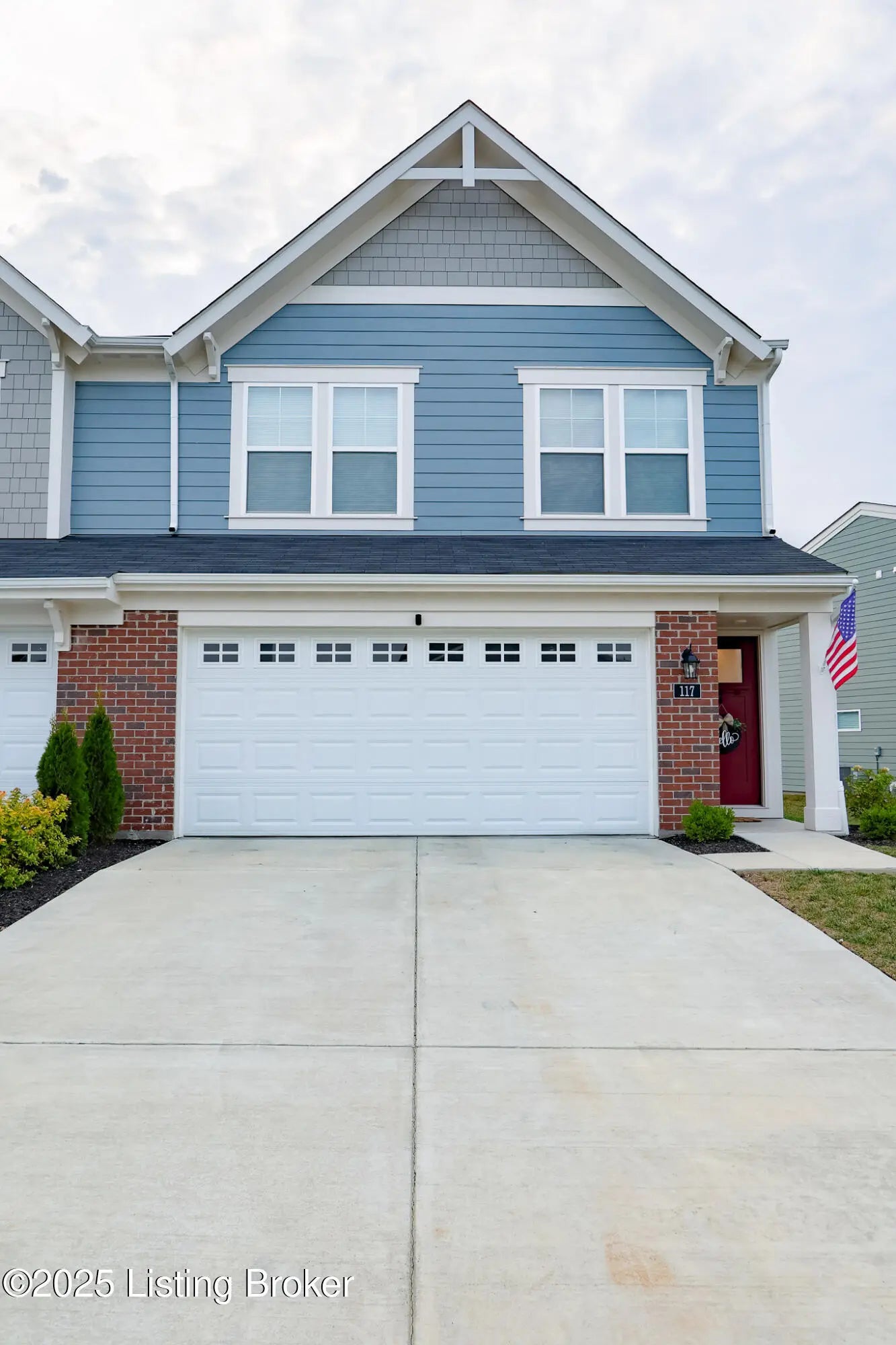 Photo of Listing #1697612