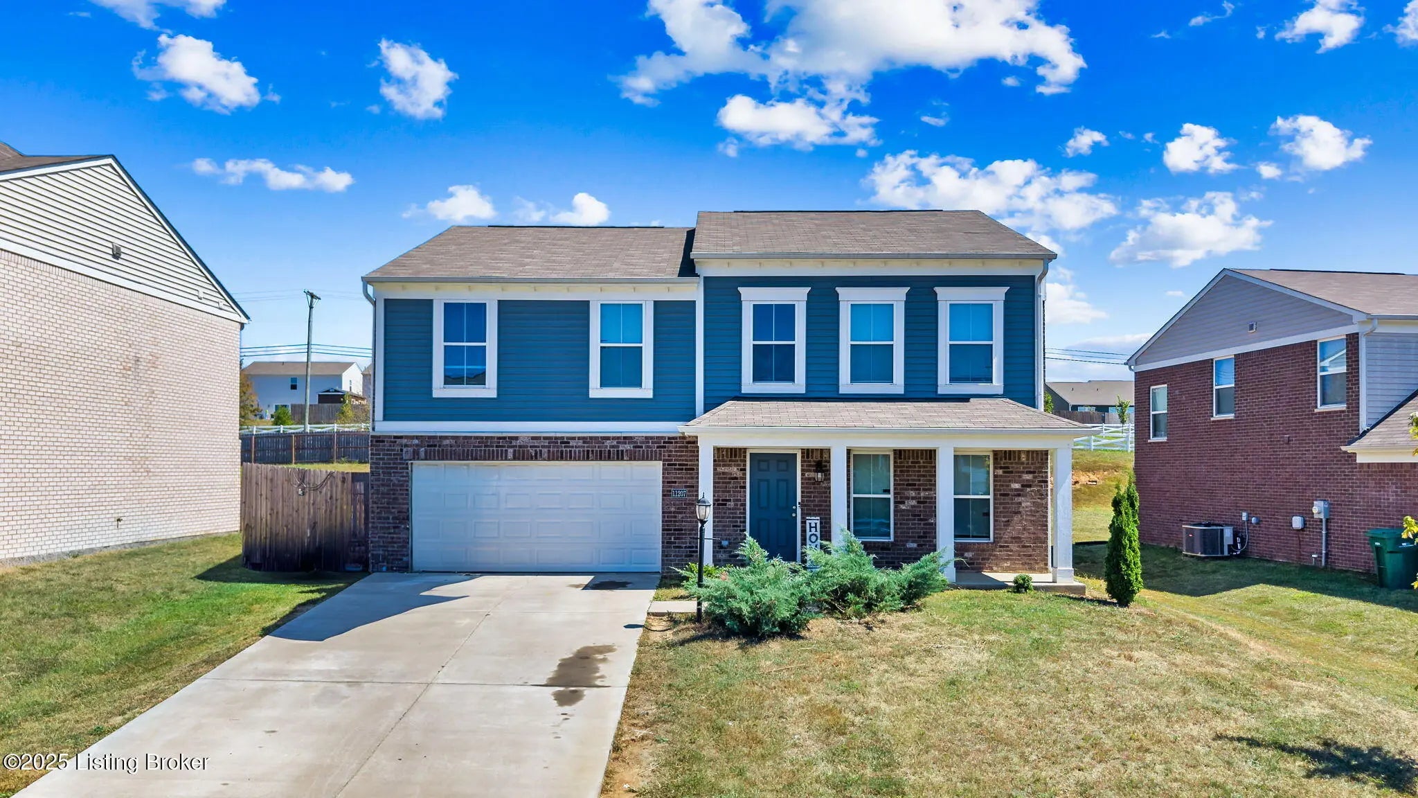 Photo of Listing #1697489