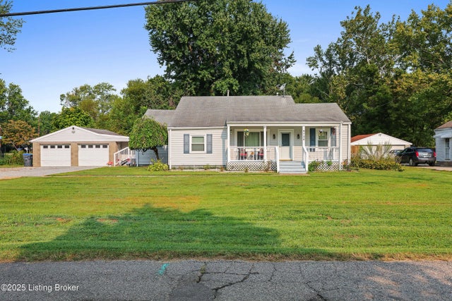 9734 Mason Ln, Fairdale