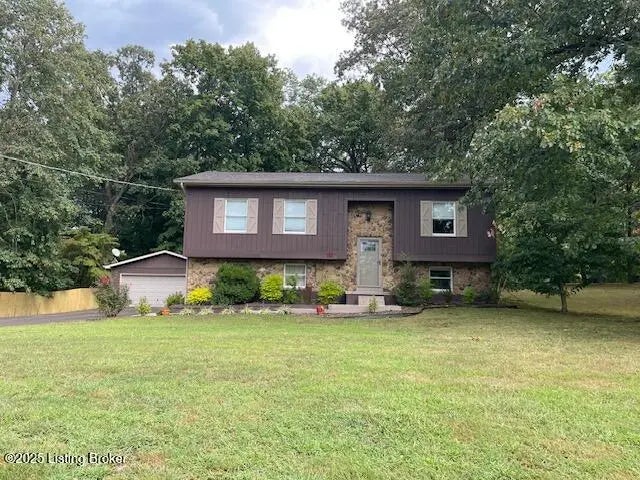 Photo of Listing #1697572