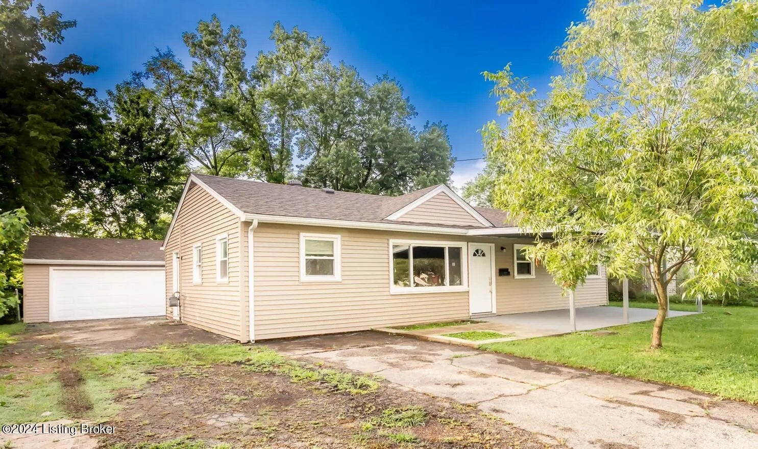 Photo of Listing #1697648