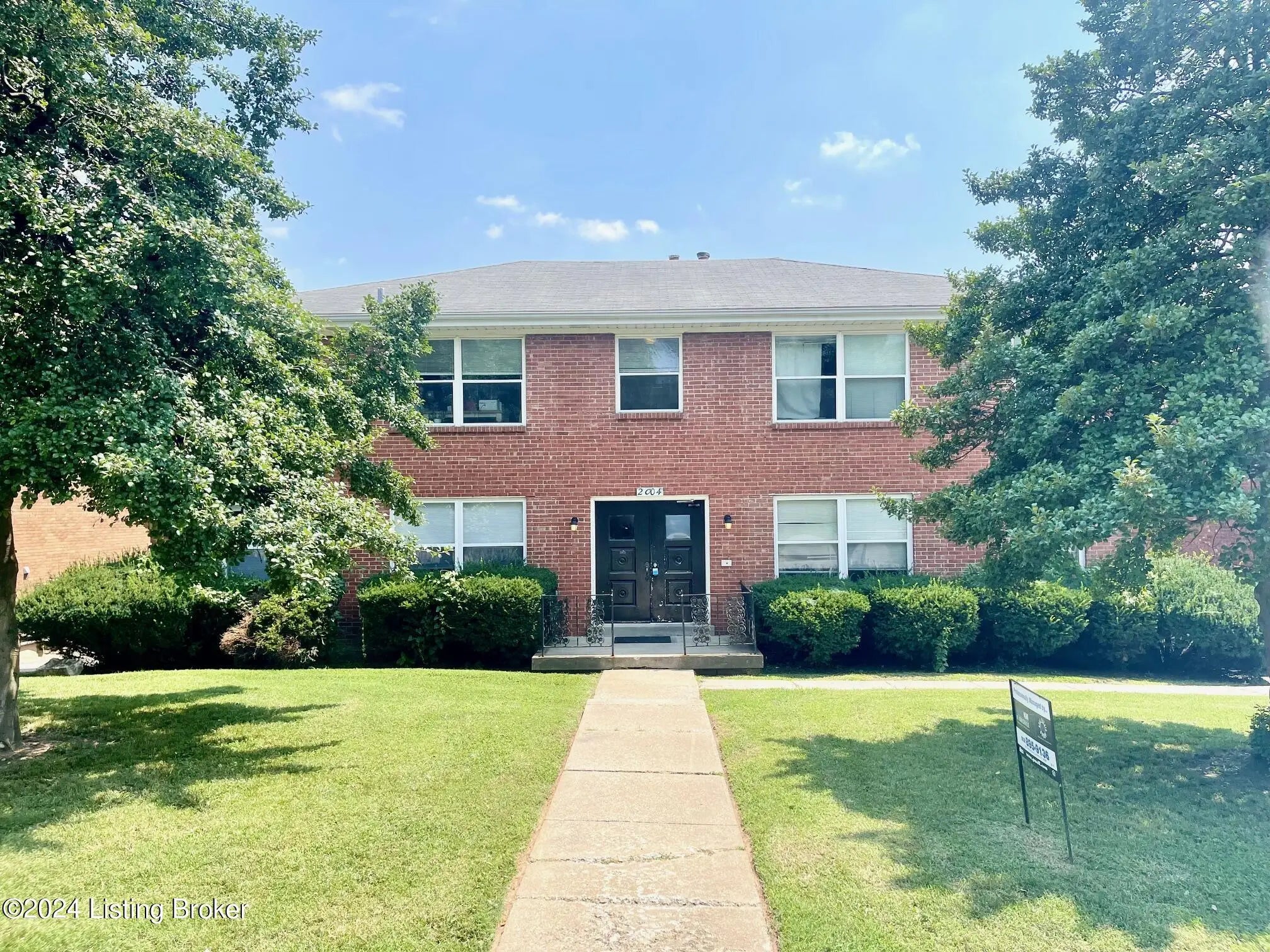 Photo of Listing #1697562