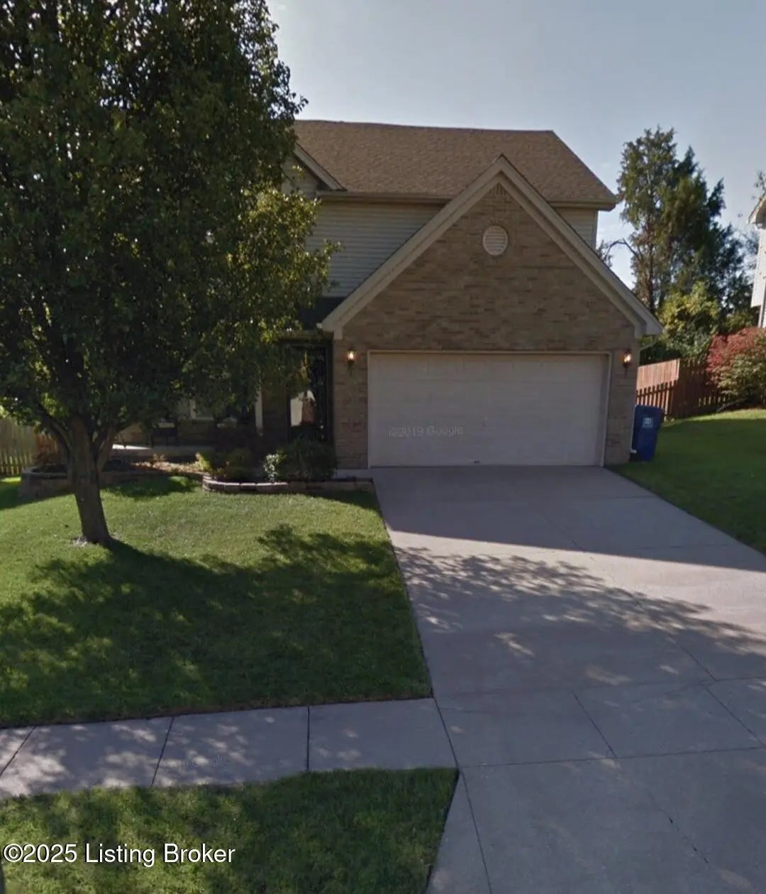 Photo of Listing #1697697