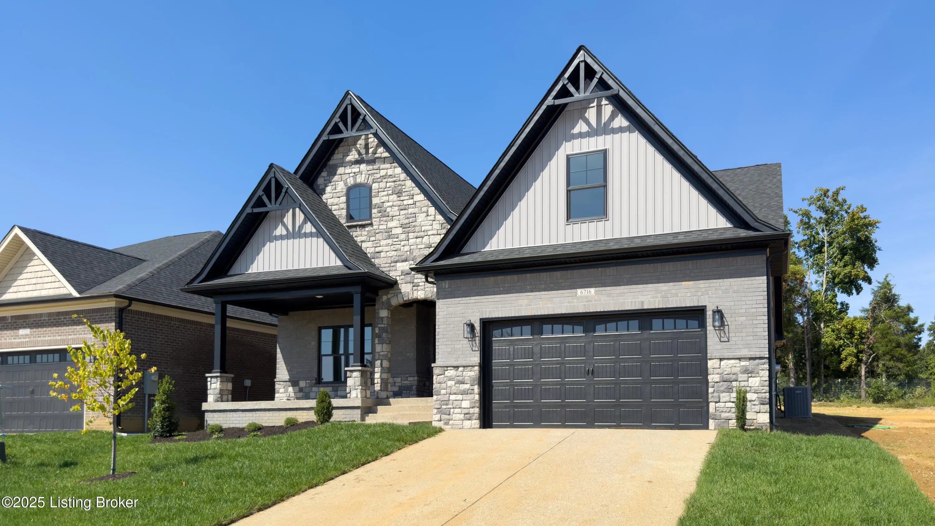 Photo of Listing #1697948