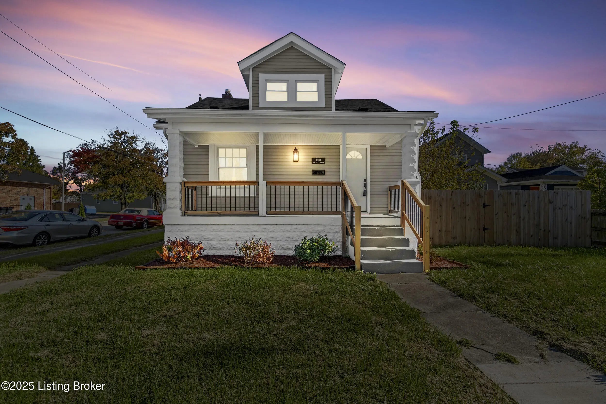 Photo of Listing #1698101